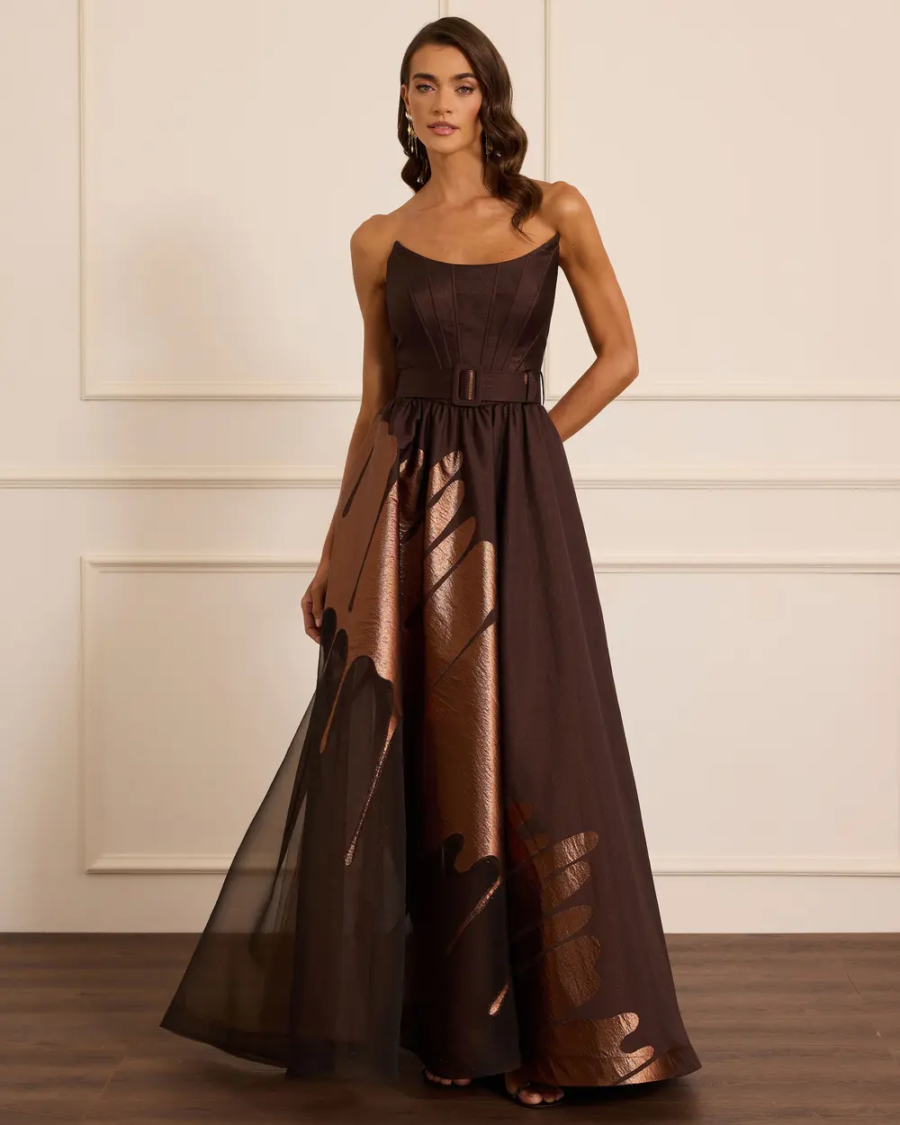 Kırlangıç Yaka Desenli Jakar Abiye