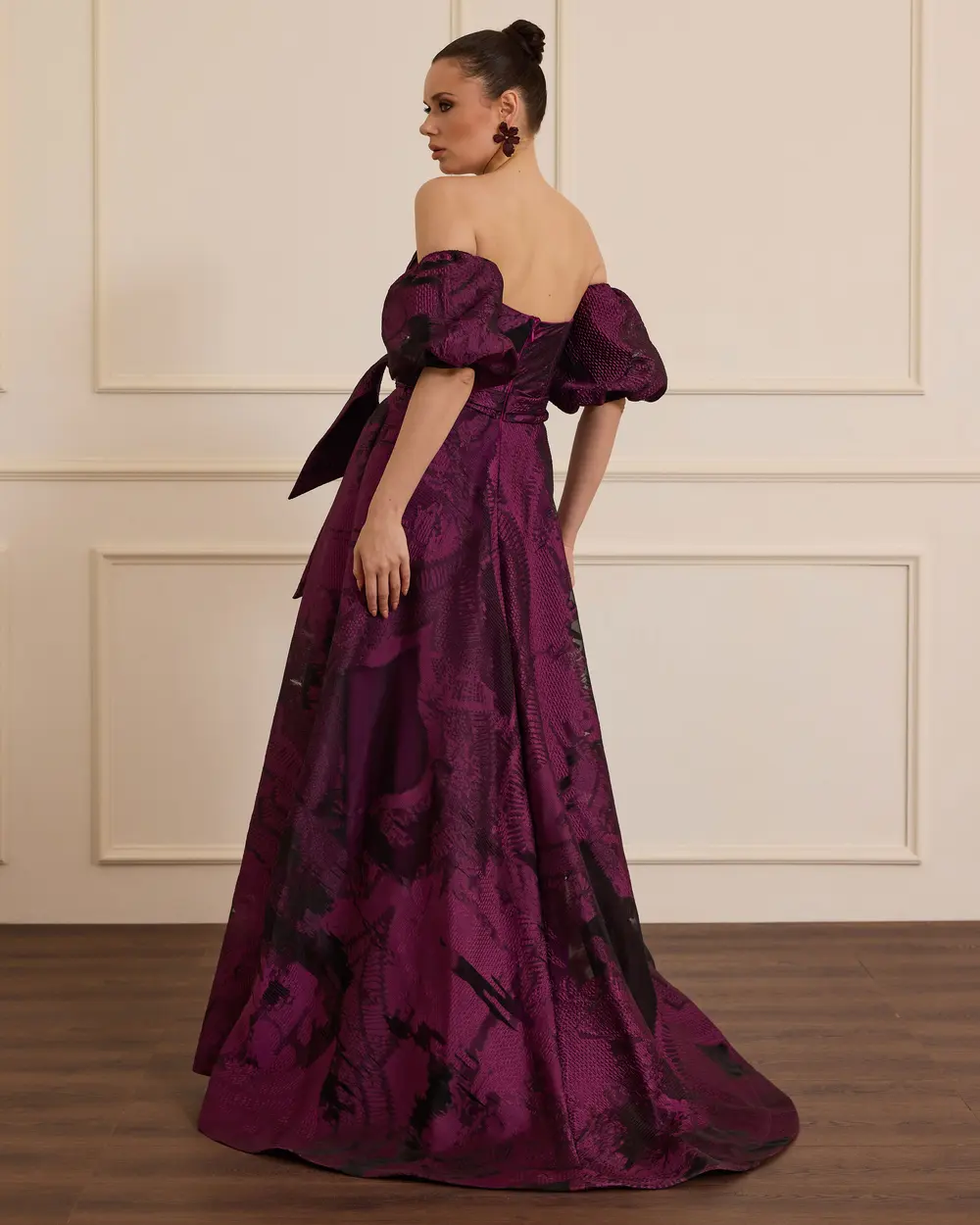 Çıkarılabilir Kollu Fiyonk Detaylı Abiye