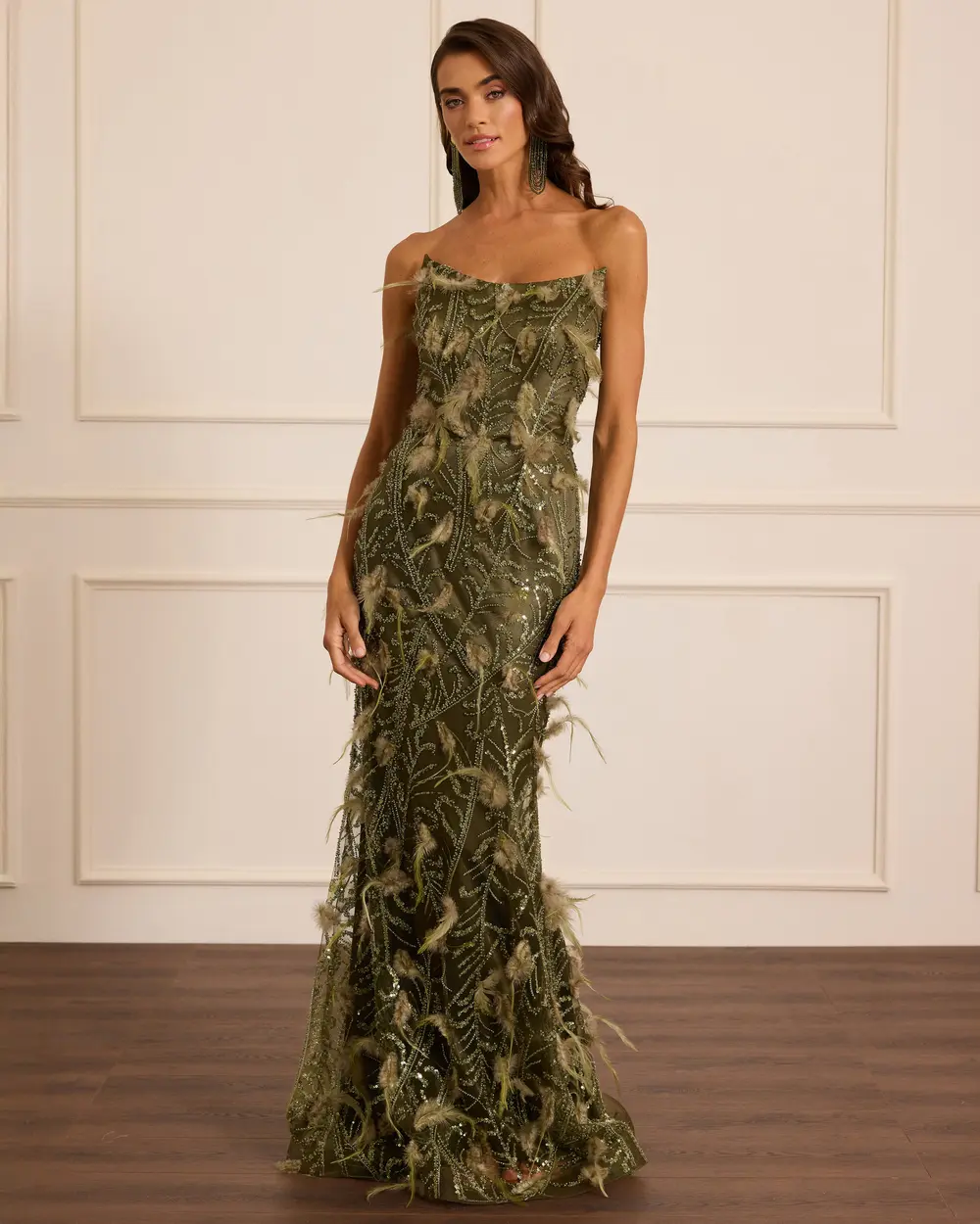 Tüy Detaylı Düşük Kol Balık Abiye