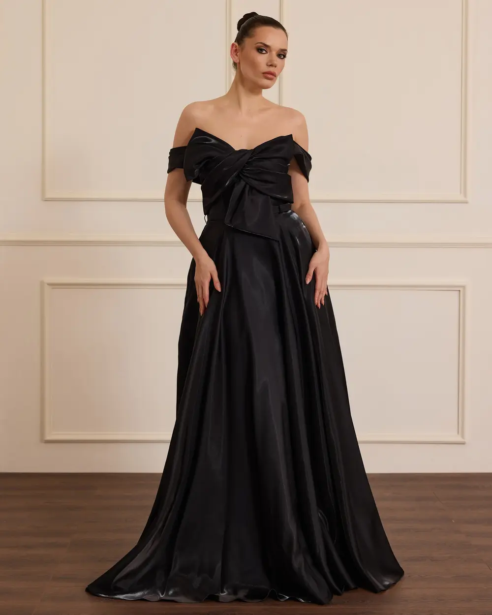 Kemerli Düşük Kol Cepli Jakar Abiye