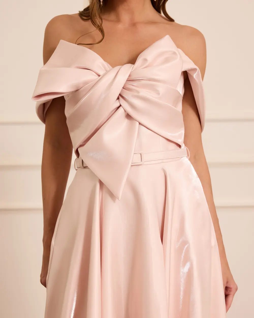 Kemerli Düşük Kol Cepli Jakar Abiye