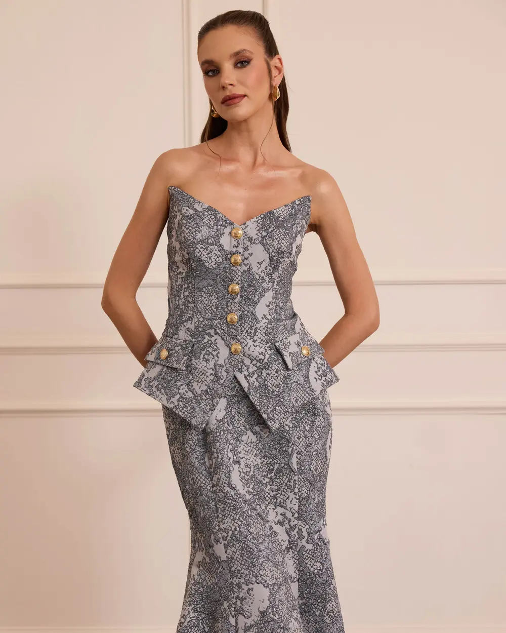 Strapless Cut Elegant Evening Dress