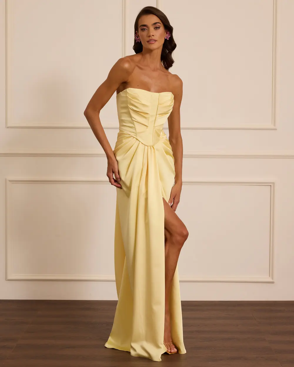 Korsajlı Straplez Drapeli Abiye