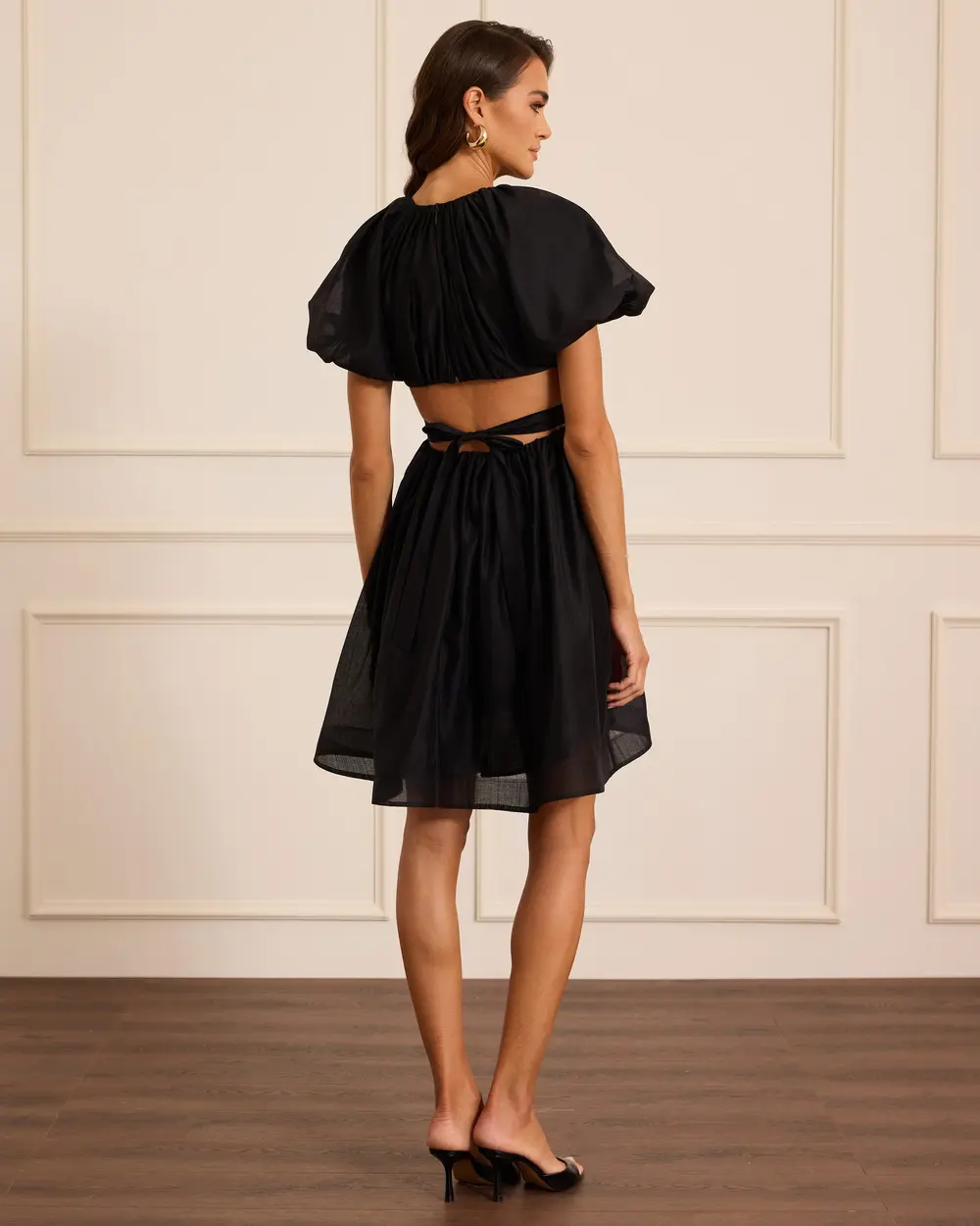 Pencere Detaylı Balon Kol Mini Abiye