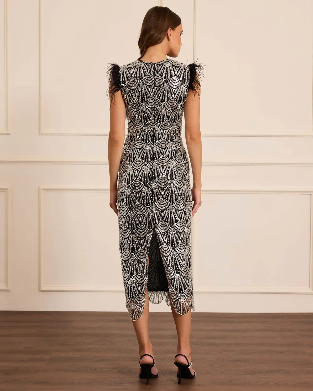 Tüy Detaylı Boncuk İşlemeli Abiye