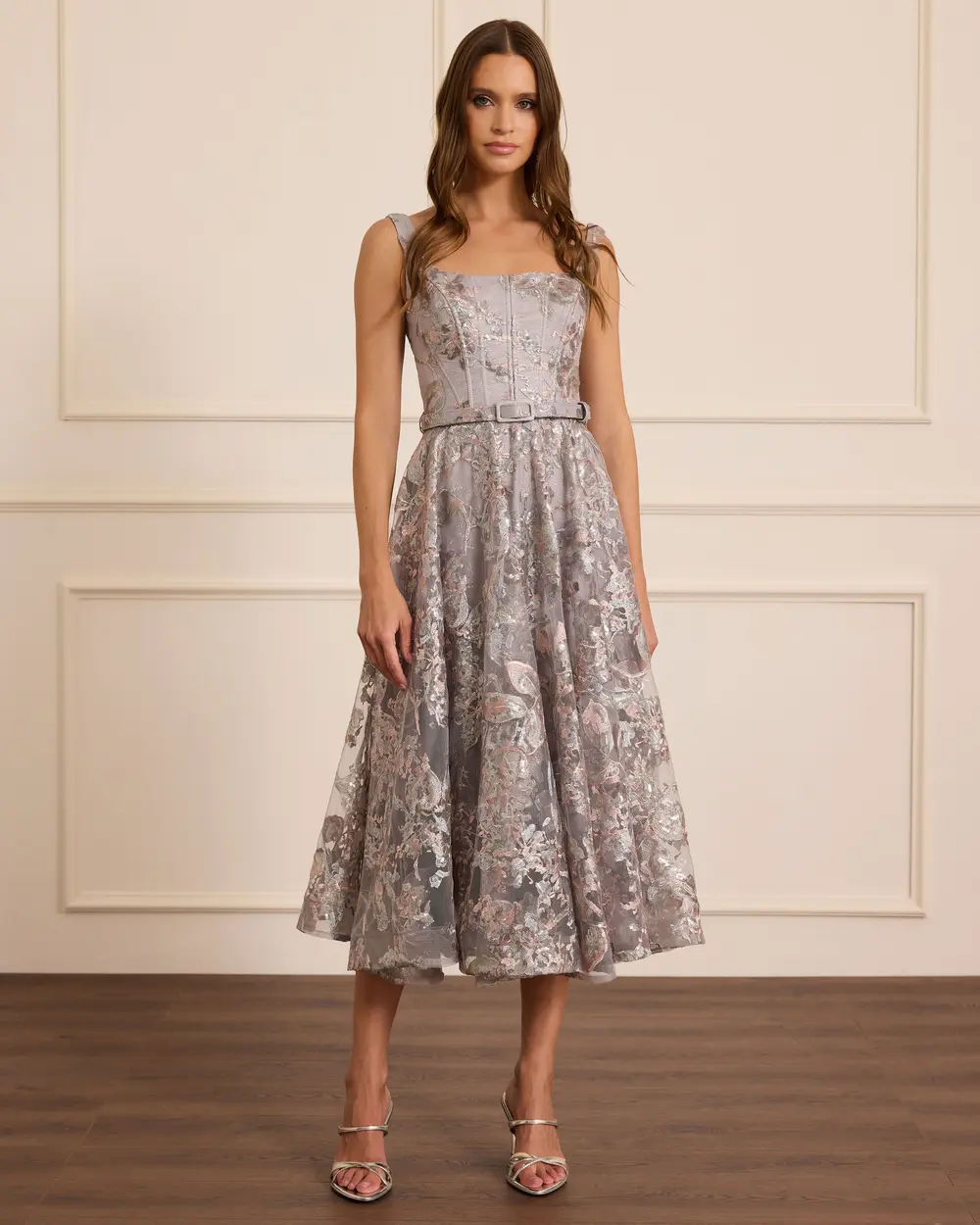 Kare Yaka Desenli Kemerli Abiye