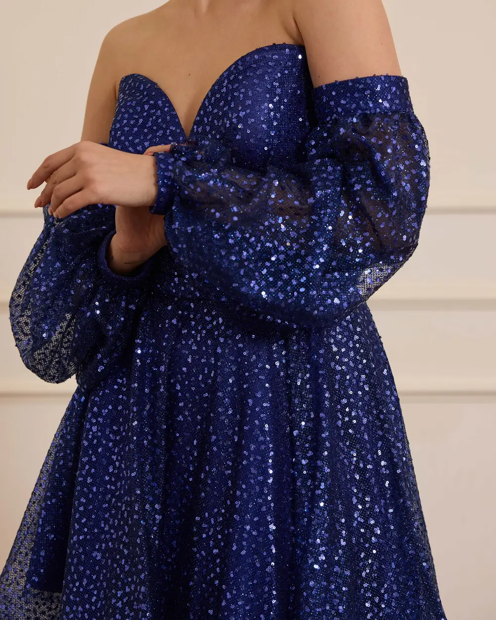 Detachable Sleeves Heart Neck Sequin Mini Evening Dress