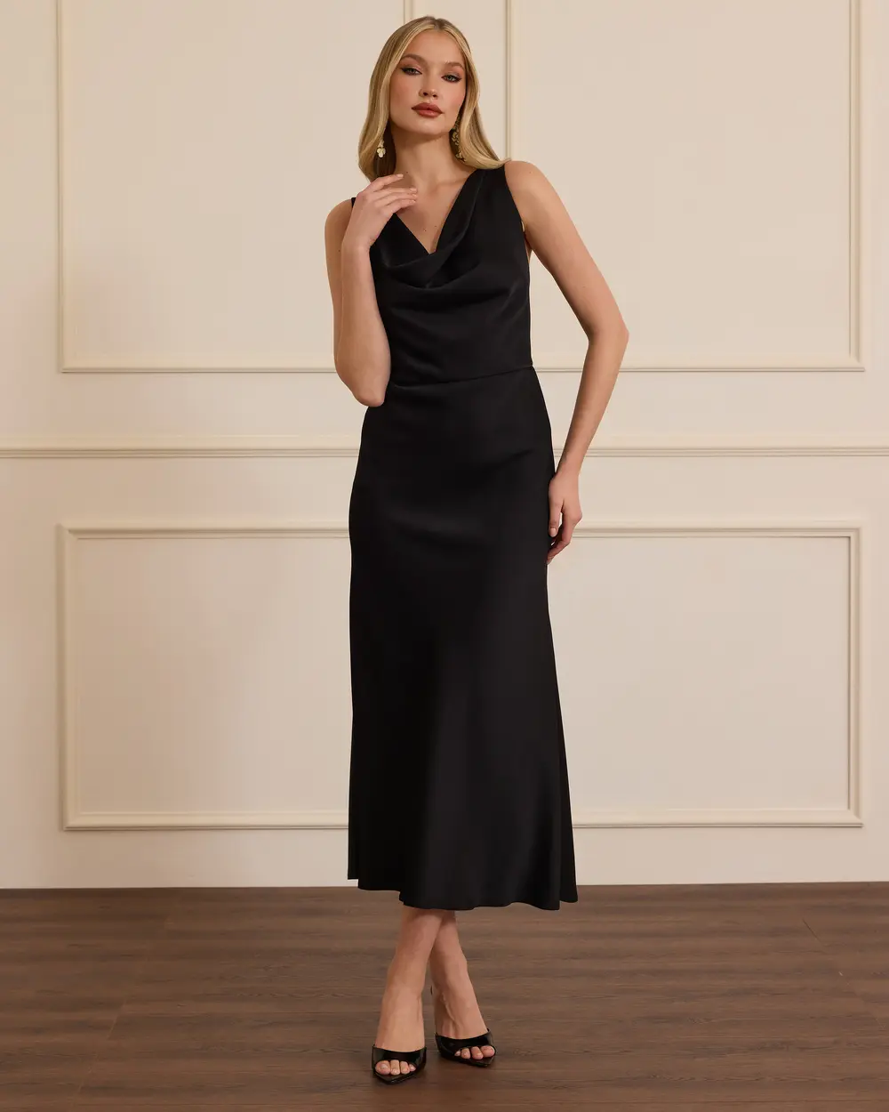 Back Decollete Neckline Satin Dress