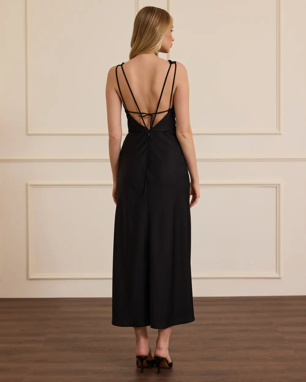 Back Decollete Neckline Satin Dress