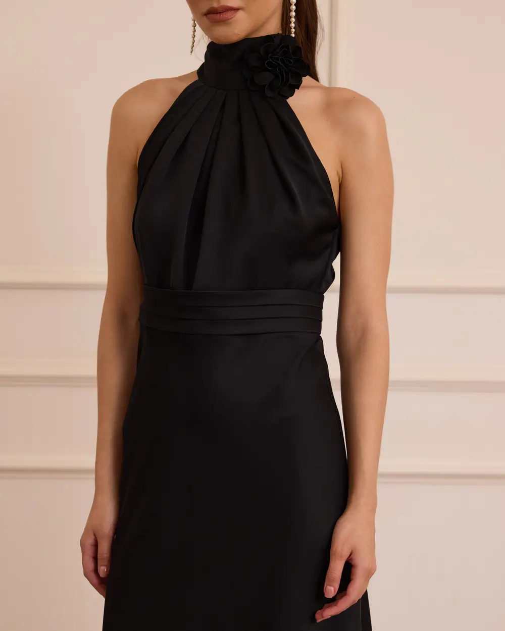 Halter Yaka Midi Boy Saten Elbise