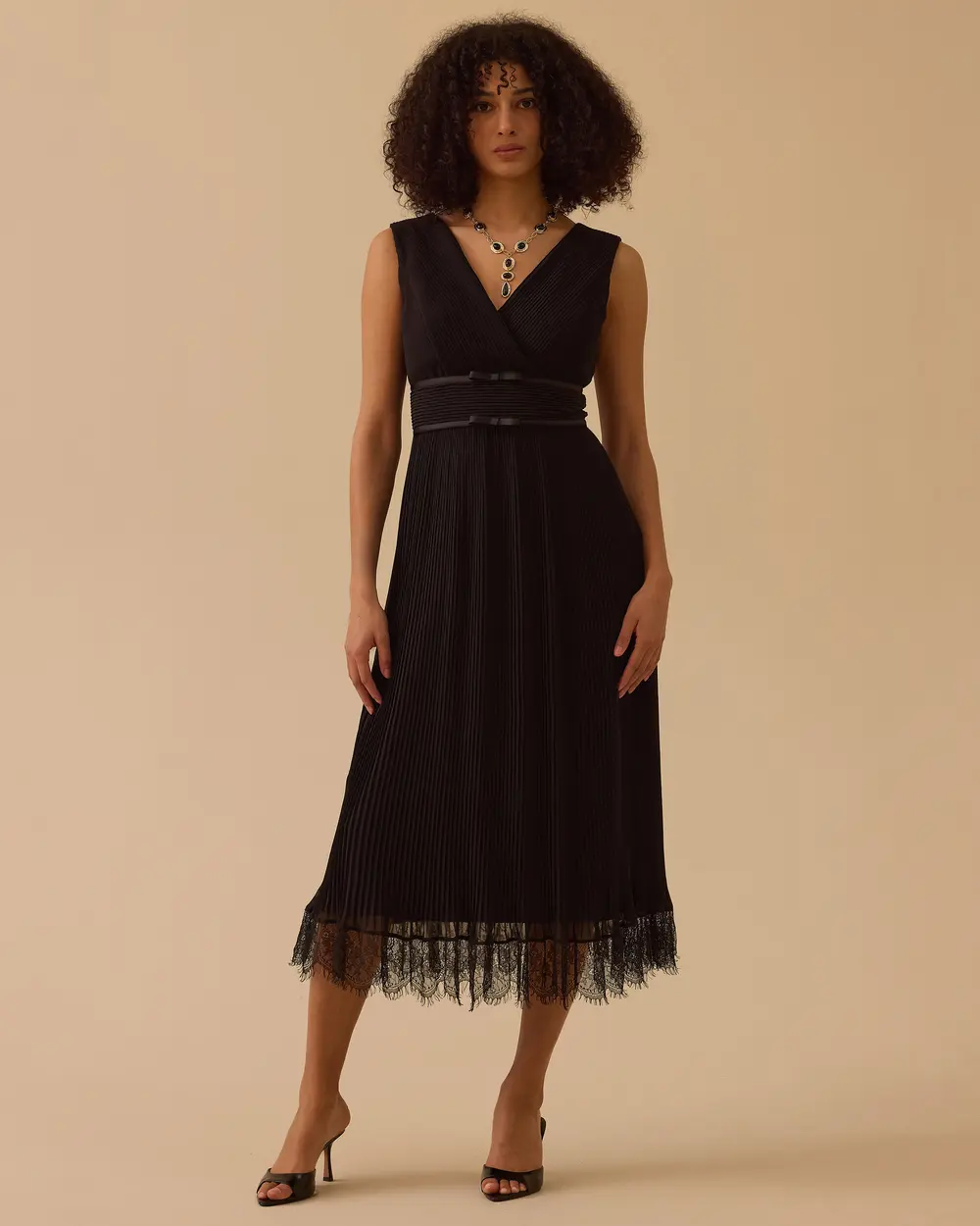 Elegant Dress with Pleated Lace Details