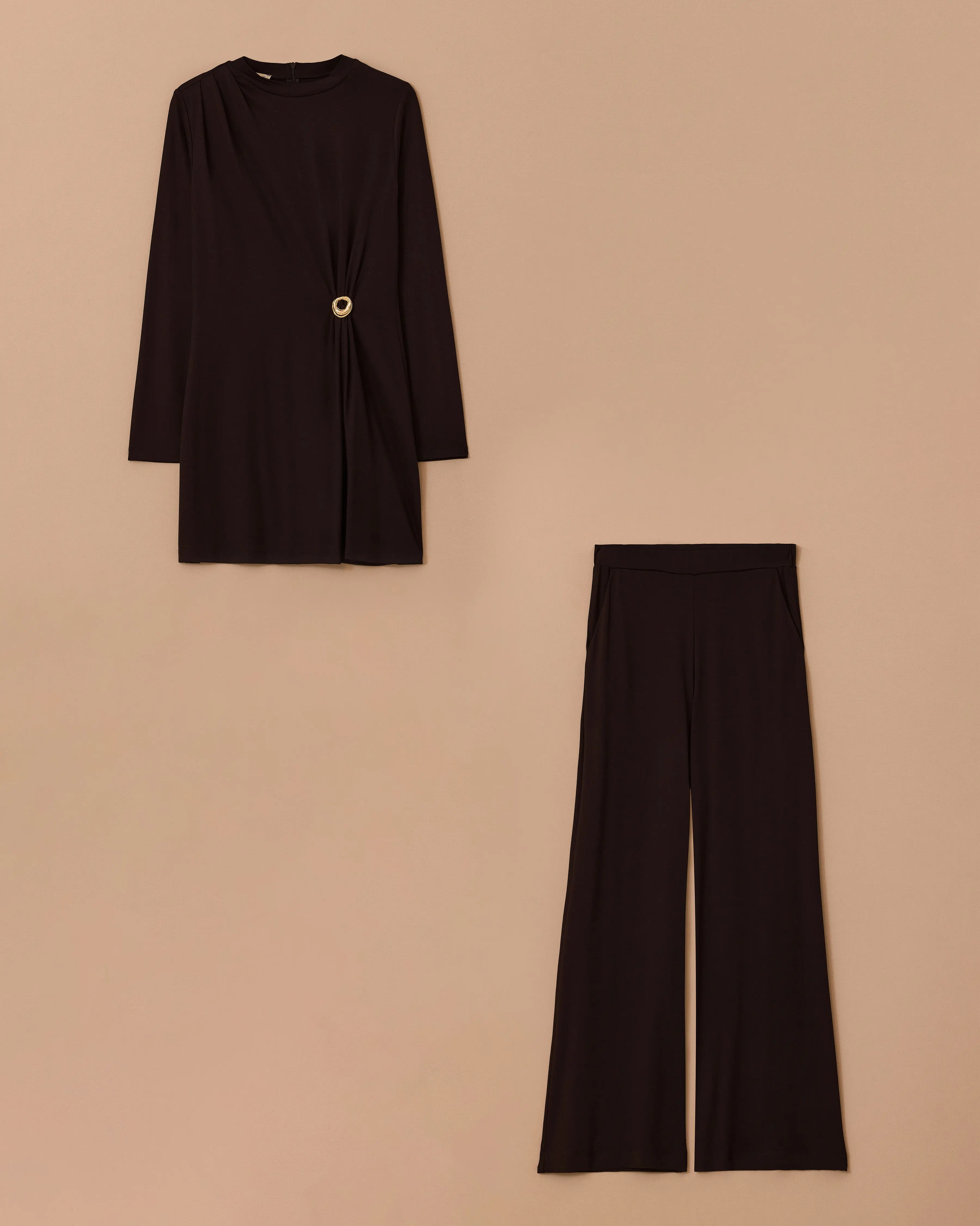 Trousers Tunic Set with Metal Accessories