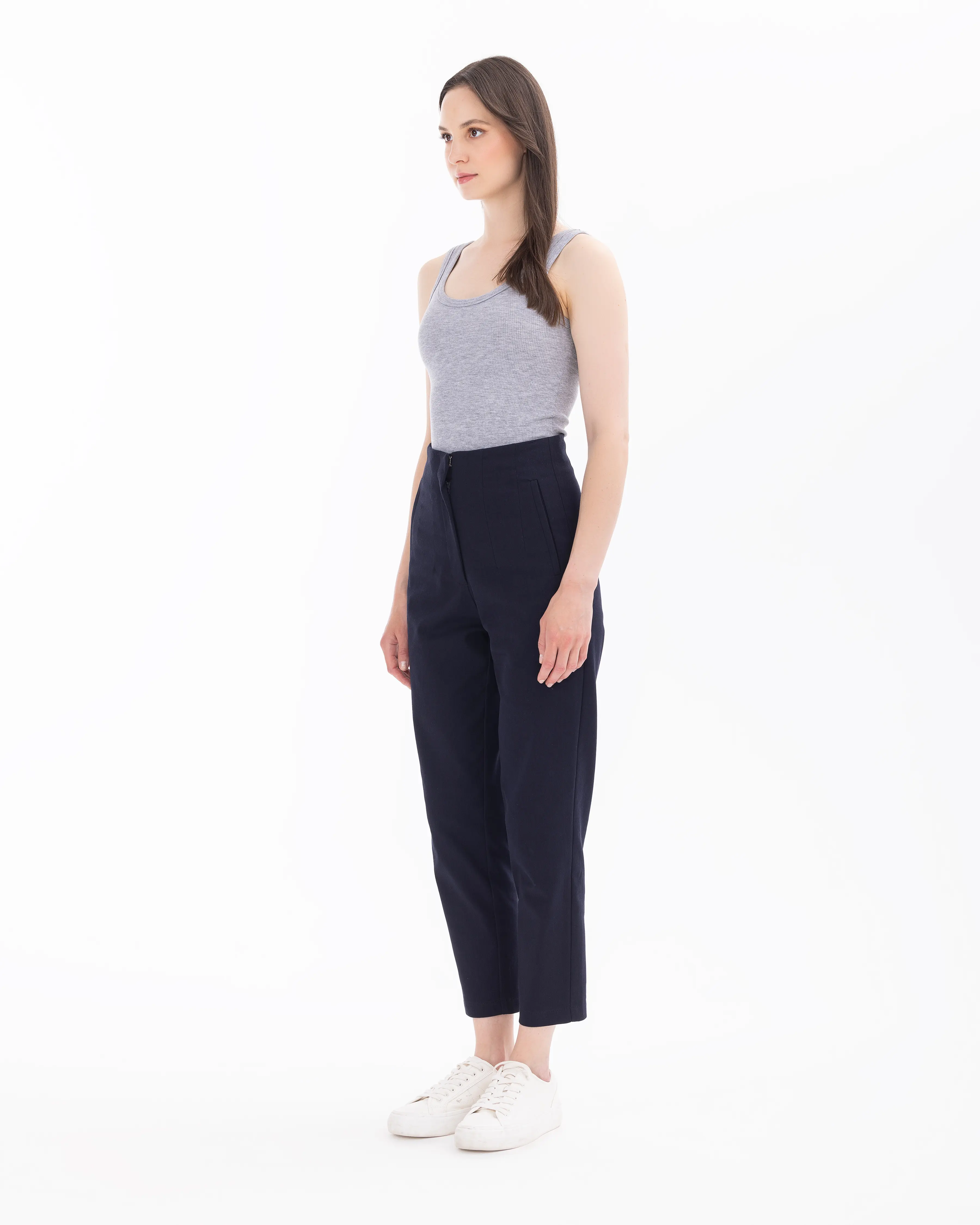 Round Neck Waist Length Tank Top