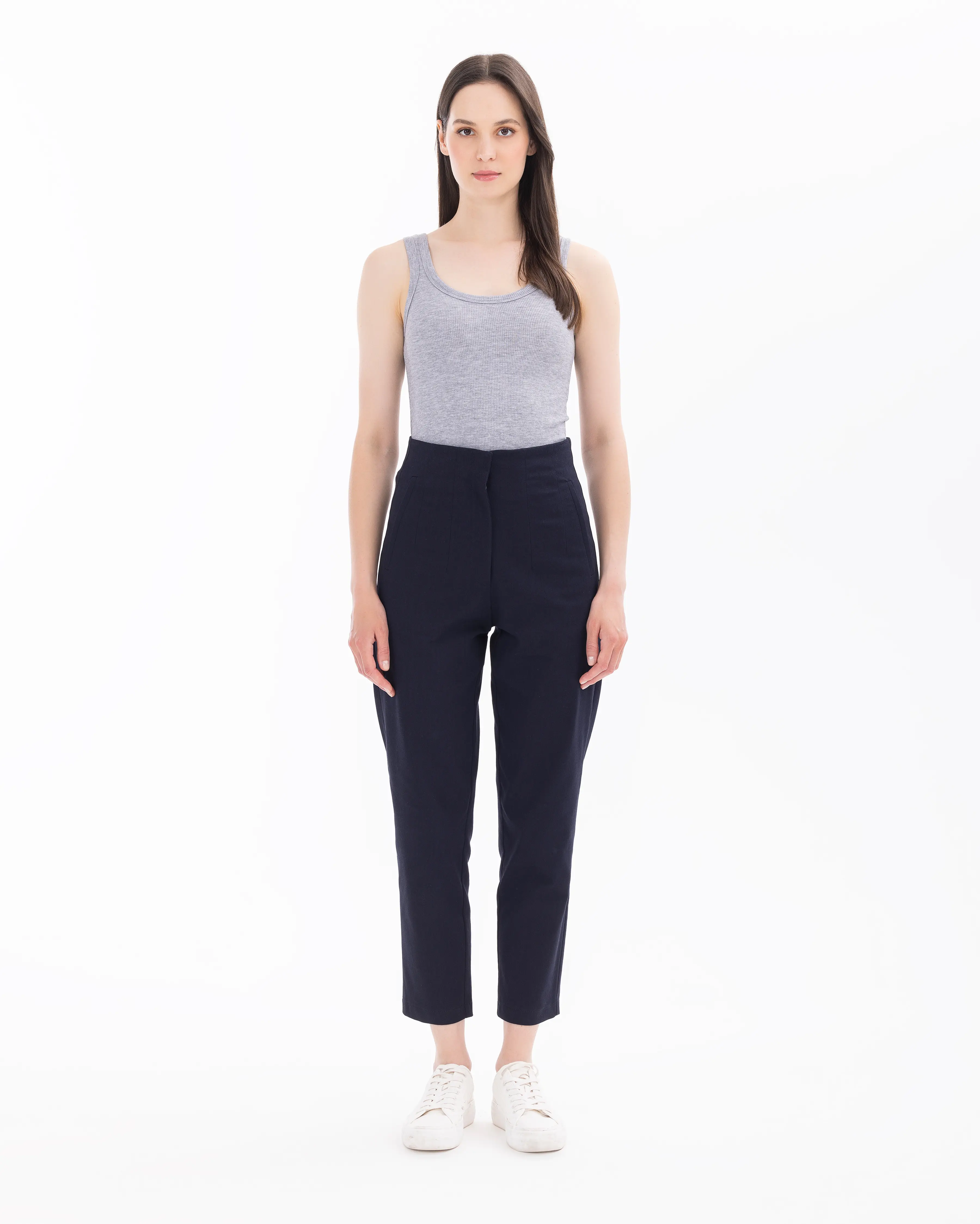 Round Neck Waist Length Tank Top